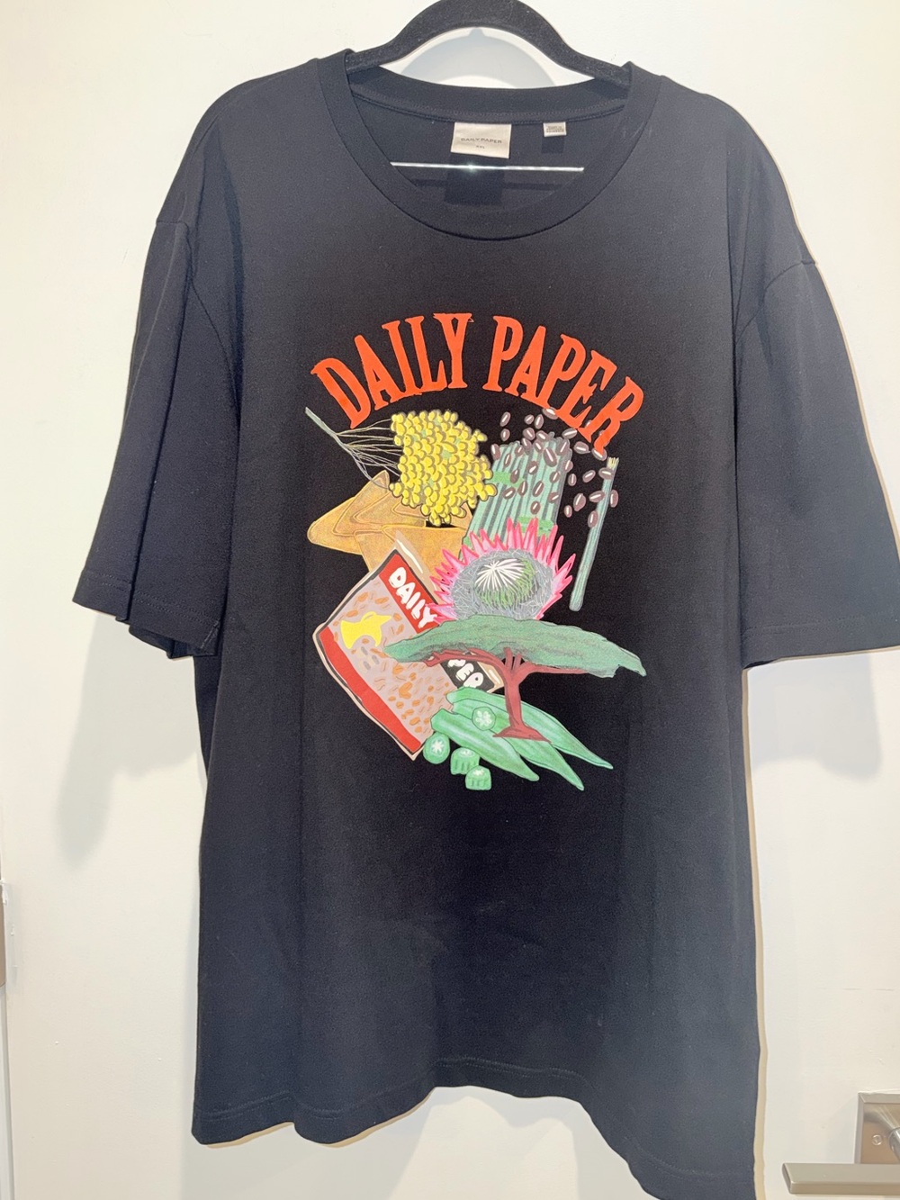 Daily Paper Black Hoji Graphic Tee with Colorful Botanical Print, Sz XXL